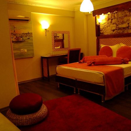 Hotel Ishakpasa Konagi Istambul Quarto foto
