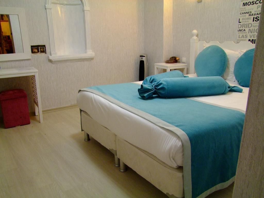 Hotel Ishakpasa Konagi Istambul Quarto foto
