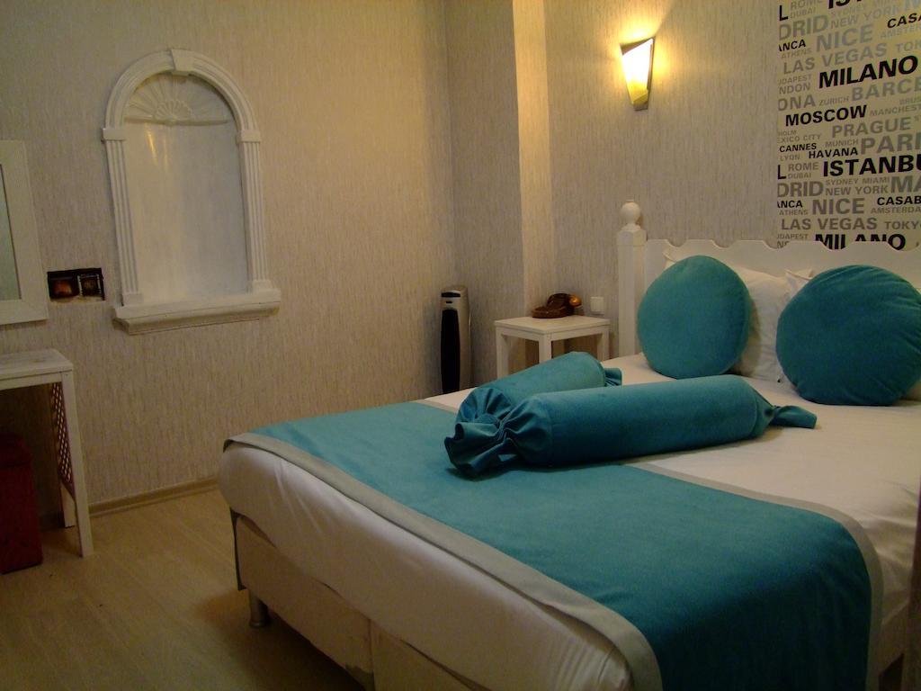Hotel Ishakpasa Konagi Istambul Quarto foto