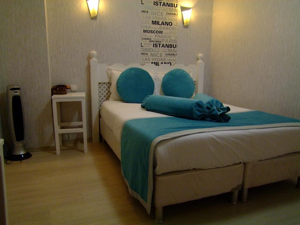 Hotel Ishakpasa Konagi Istambul Quarto foto