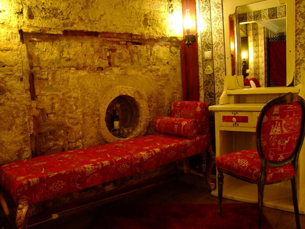 Hotel Ishakpasa Konagi Istambul Quarto foto